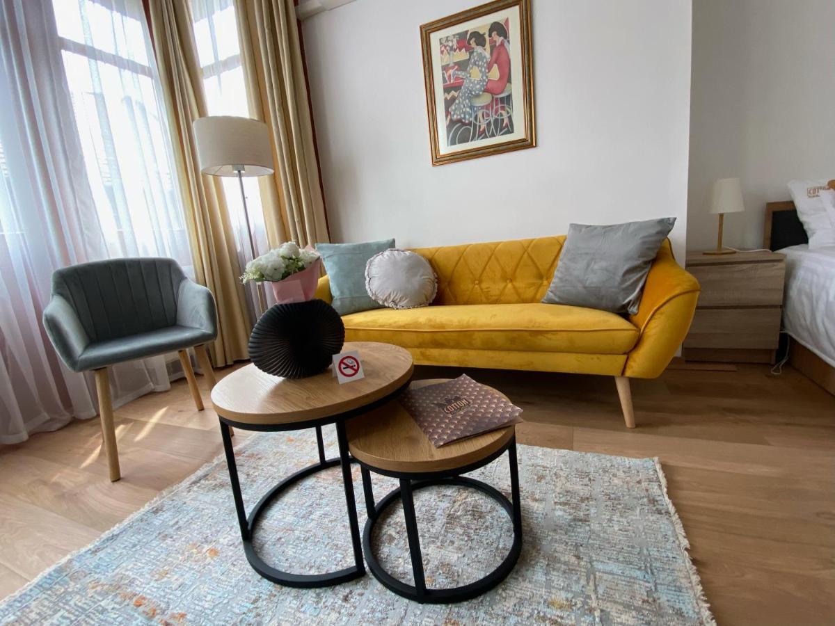 Apartment Lovag8 *