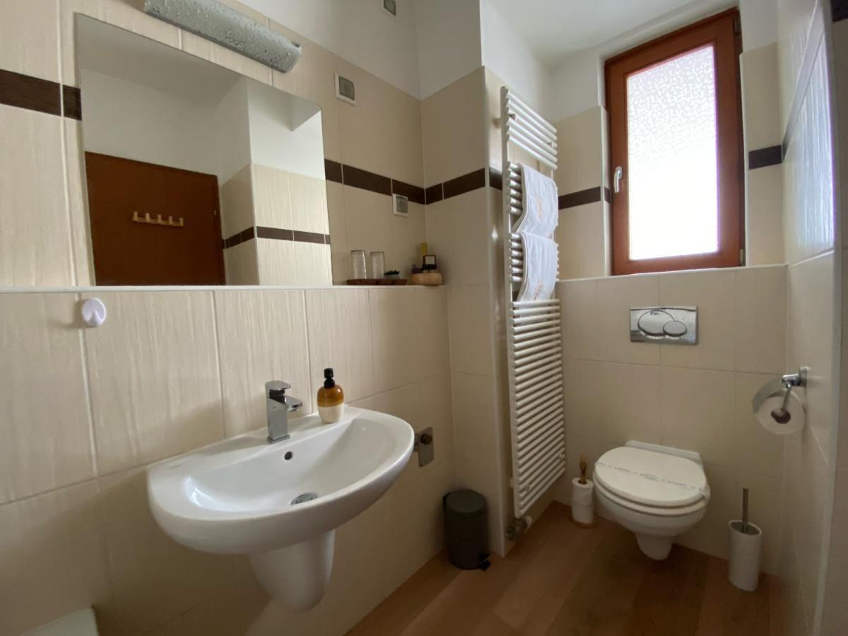 Lovag8 Apartamento *