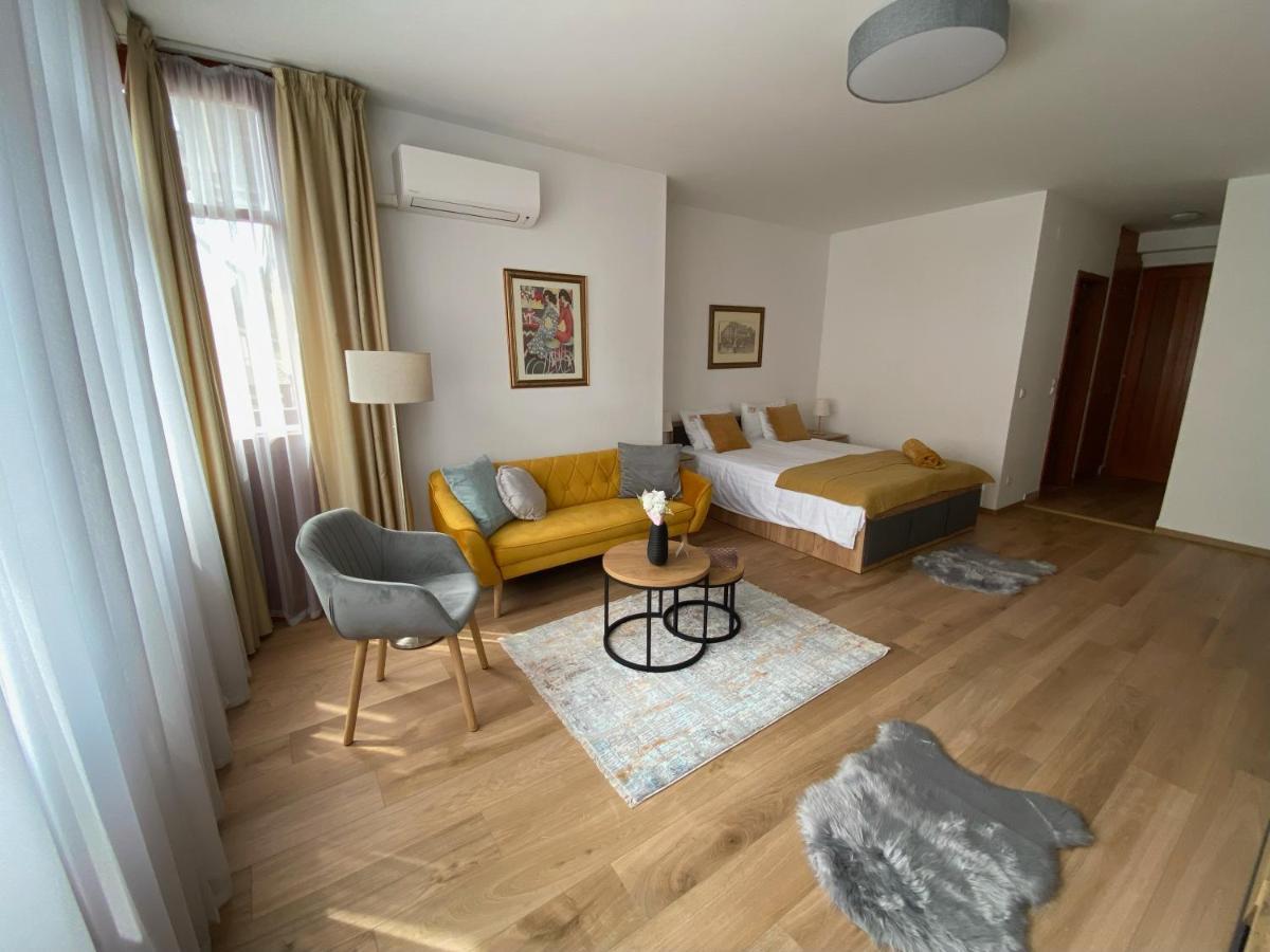 Apartment Lovag8